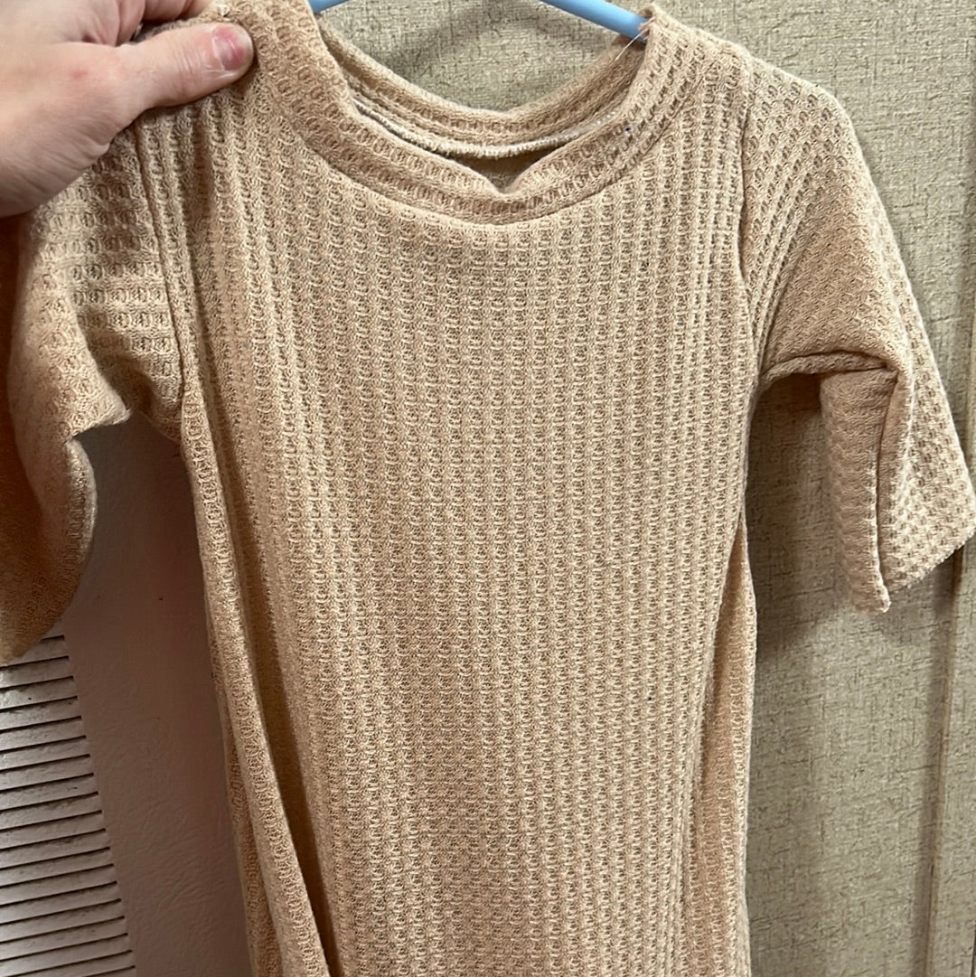 Gown newborn box